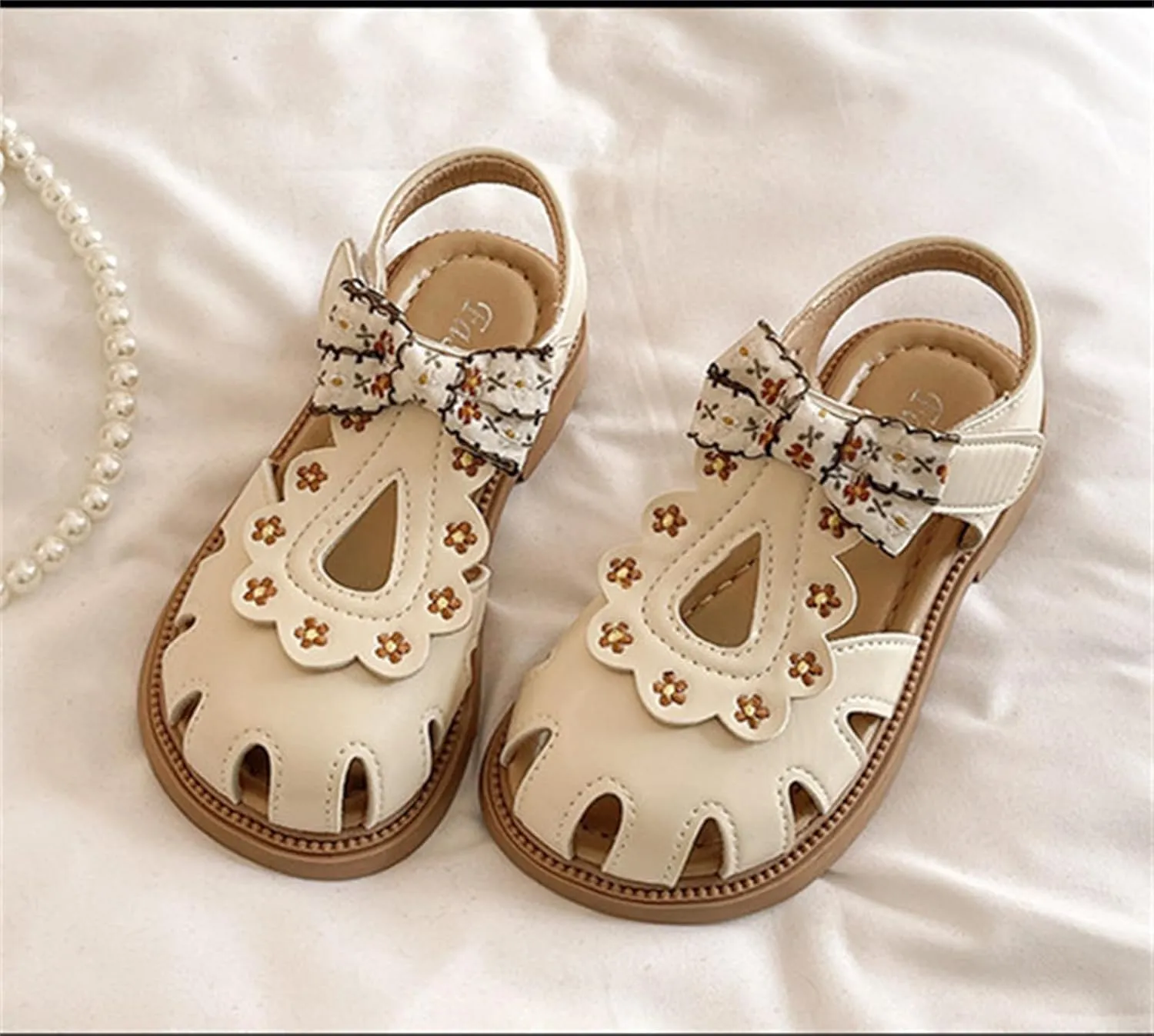 He&Yingmin Girls Bow Sandals Soft Closed Toe Princess Flat Shoes Summer Sandals