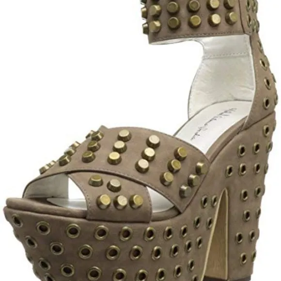 Women Wedge Shoes Brown